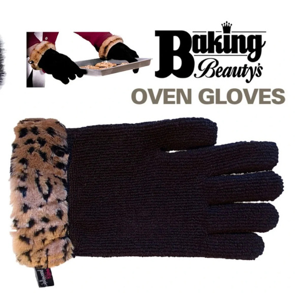 BAKING BEAUTY'S OVEN GLOVE black animal print NWT BY HOLLYWOOD KITCHEN - Picture 1 of 10